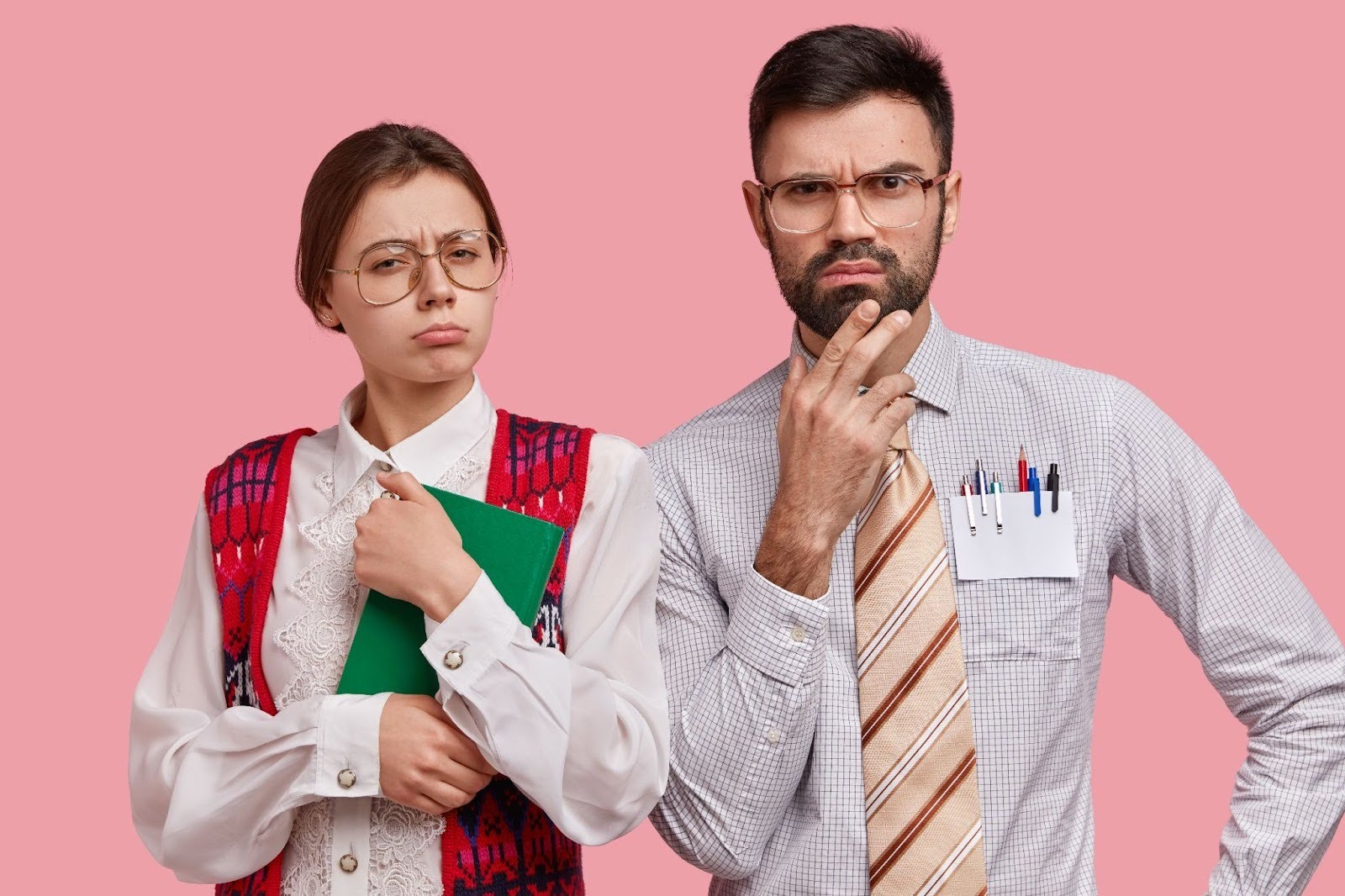 Мужчина и женщина думают, как выбрать профессию по душе